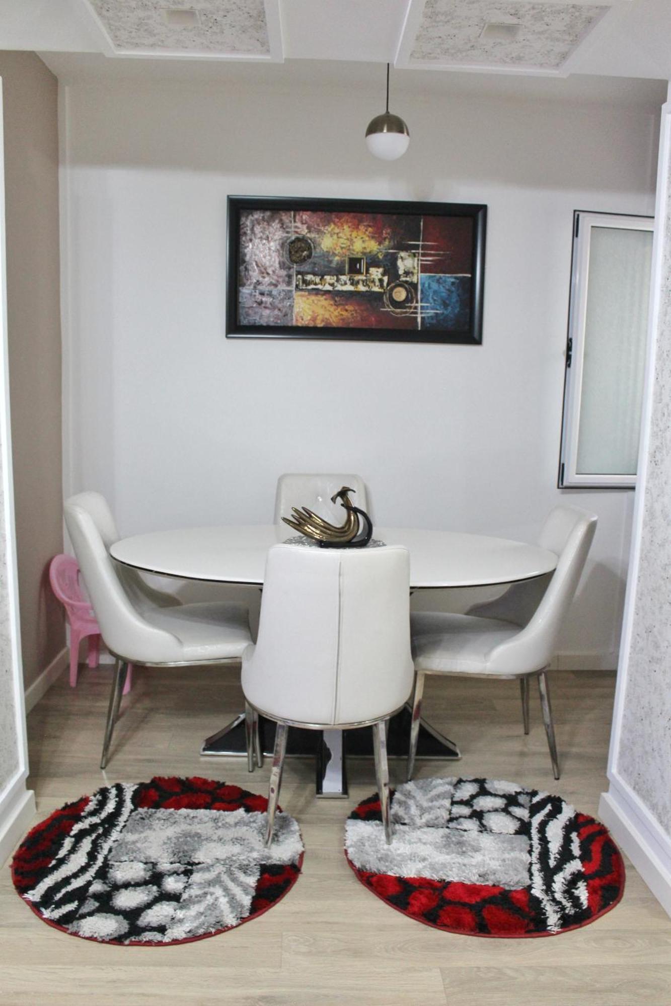 Essy'S Apartment Корча Экстерьер фото